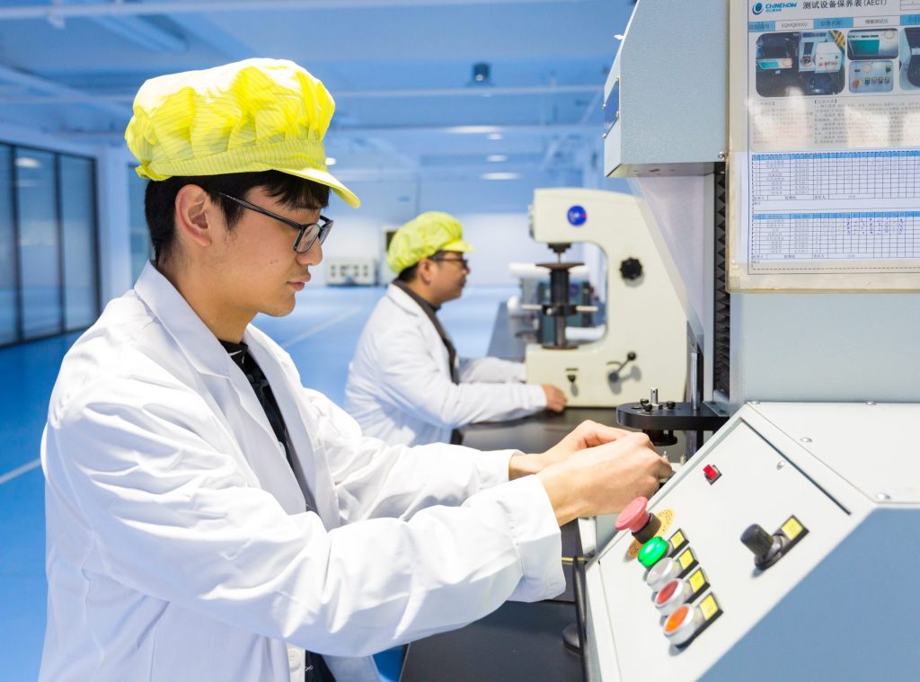 OEM and ODM custom circuit breaker solutions
